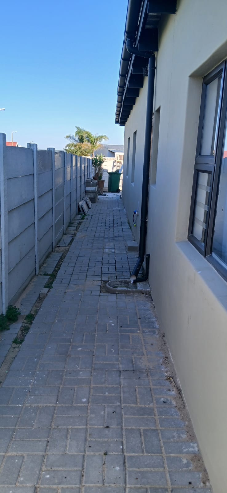 To Let 4 Bedroom Property for Rent in Hopefield Western Cape
